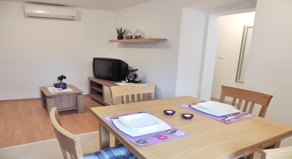 Apartment Asi Split Buitenkant foto